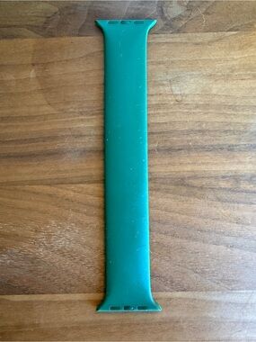 Apple Green Solo Loop Apple Watch Band - Size 8 for 44/45/46/49